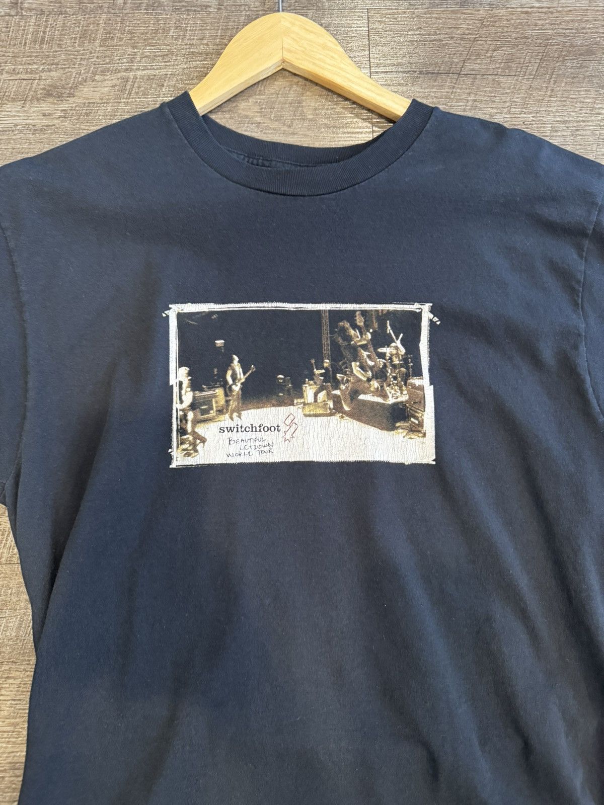Band Tees Switchfoot 2003 The Beautiful Letdown Tour black tee Size US M / EU 48-50 / 2 - 2 Thumbnail