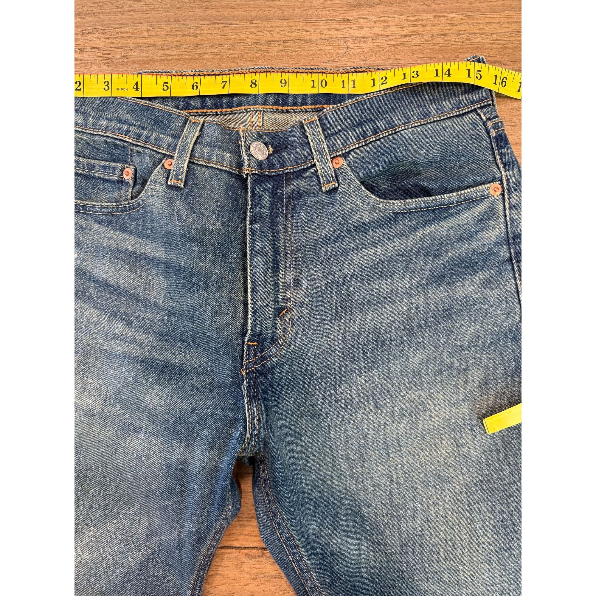 Levi's Men's Levi's 505 Jeans, size W30 L30 Size US 30 / EU 46 - 8 Thumbnail