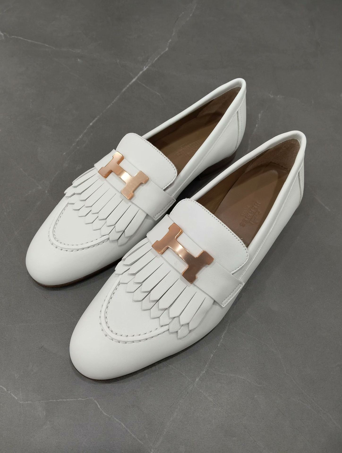 Hermes Hermes Lowtop Sneakers 36 Women Size US 6 / IT 36 - 1 Thumbnail