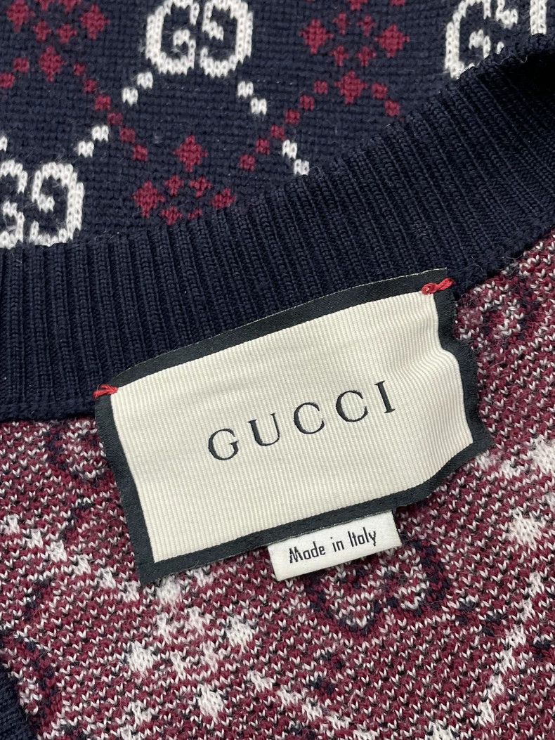Gucci Gucci Full logo old flower v-neck sweater Size US S / EU 44-46 / 1 - 4 Thumbnail