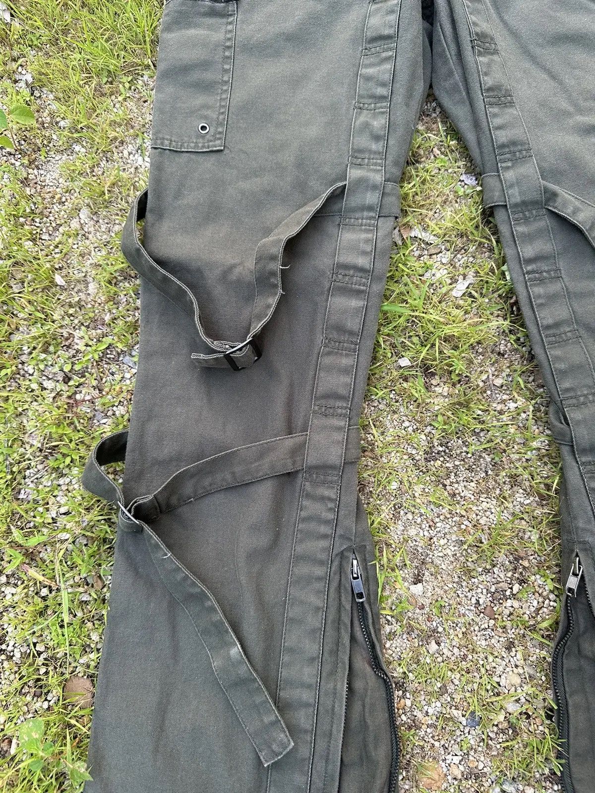 Seditionaries CRAZY VINTAGE RECTILINE JAPAN BONDAGE PARACHUTE FLARED PANTS Size US 28 / EU 44 - 3 Thumbnail