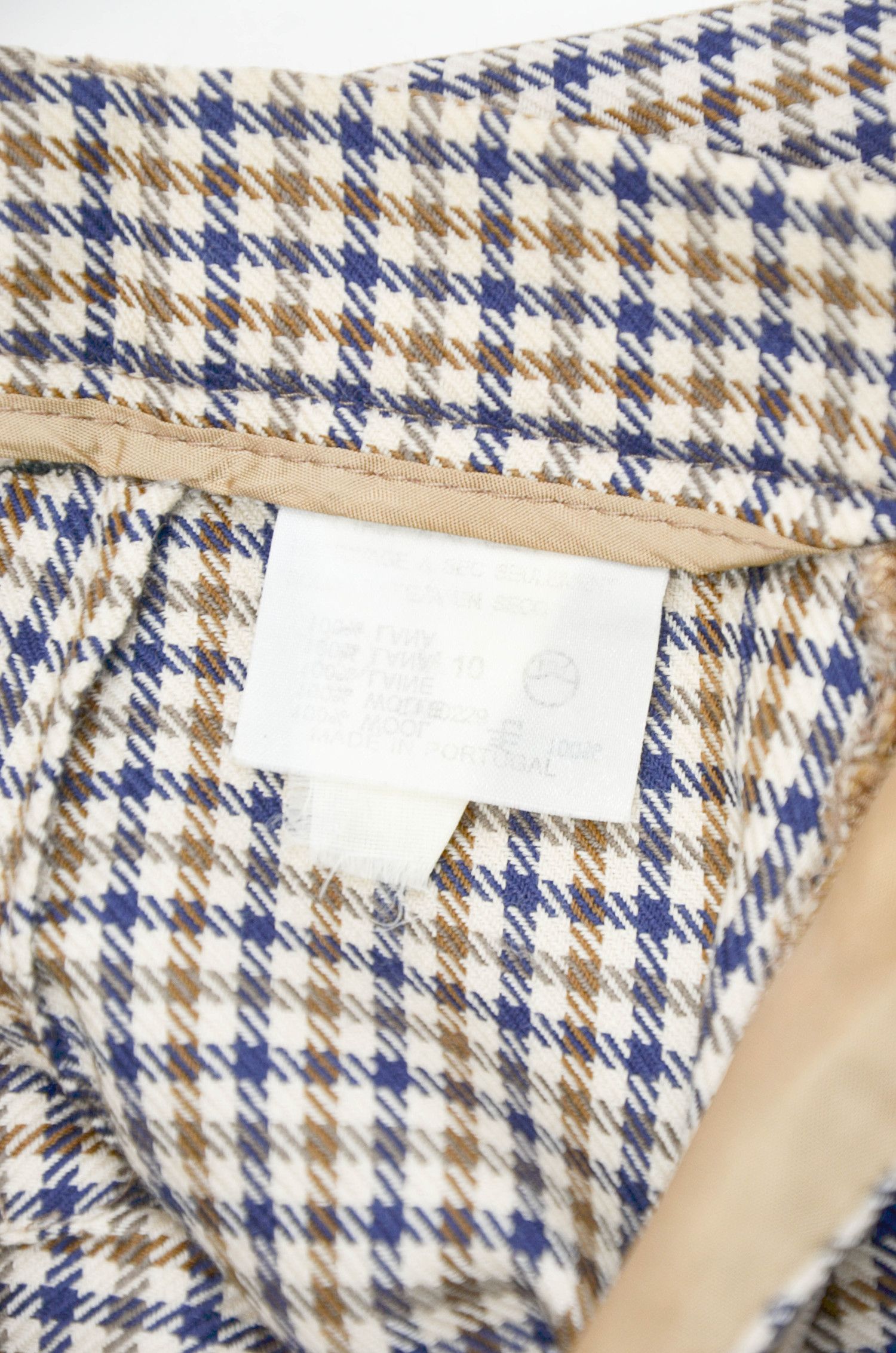 Aquascutum AQUASCUTUM Plaid Beige Wool Two-Button Suit - US8 Size M / US 6-8 / IT 42-44 - 18 Thumbnail