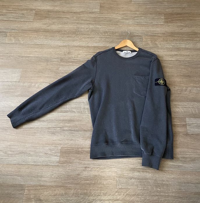 Stone island chest online pocket sweatshirt