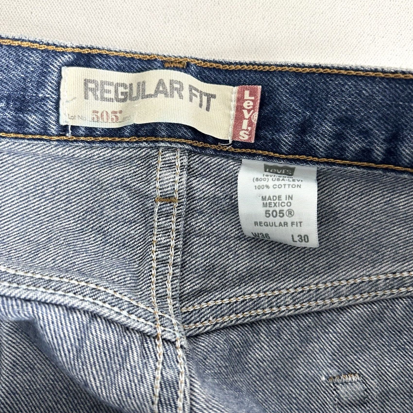Levi's VINTAGE Levi'S Jeans Mens 36 Blue Men 36x29 Regular Fit Light Wash Western Rancher Size US 36 / EU 52 - 7 Thumbnail