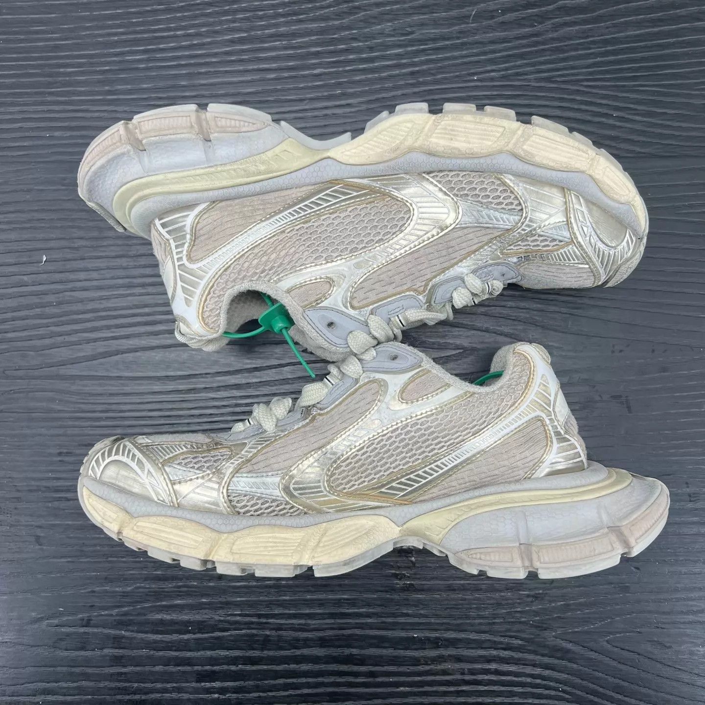 Balenciaga Balenciaga 3xl Light Beige Shoes Size 40 New Size US 7 / EU 40 - 2 Thumbnail