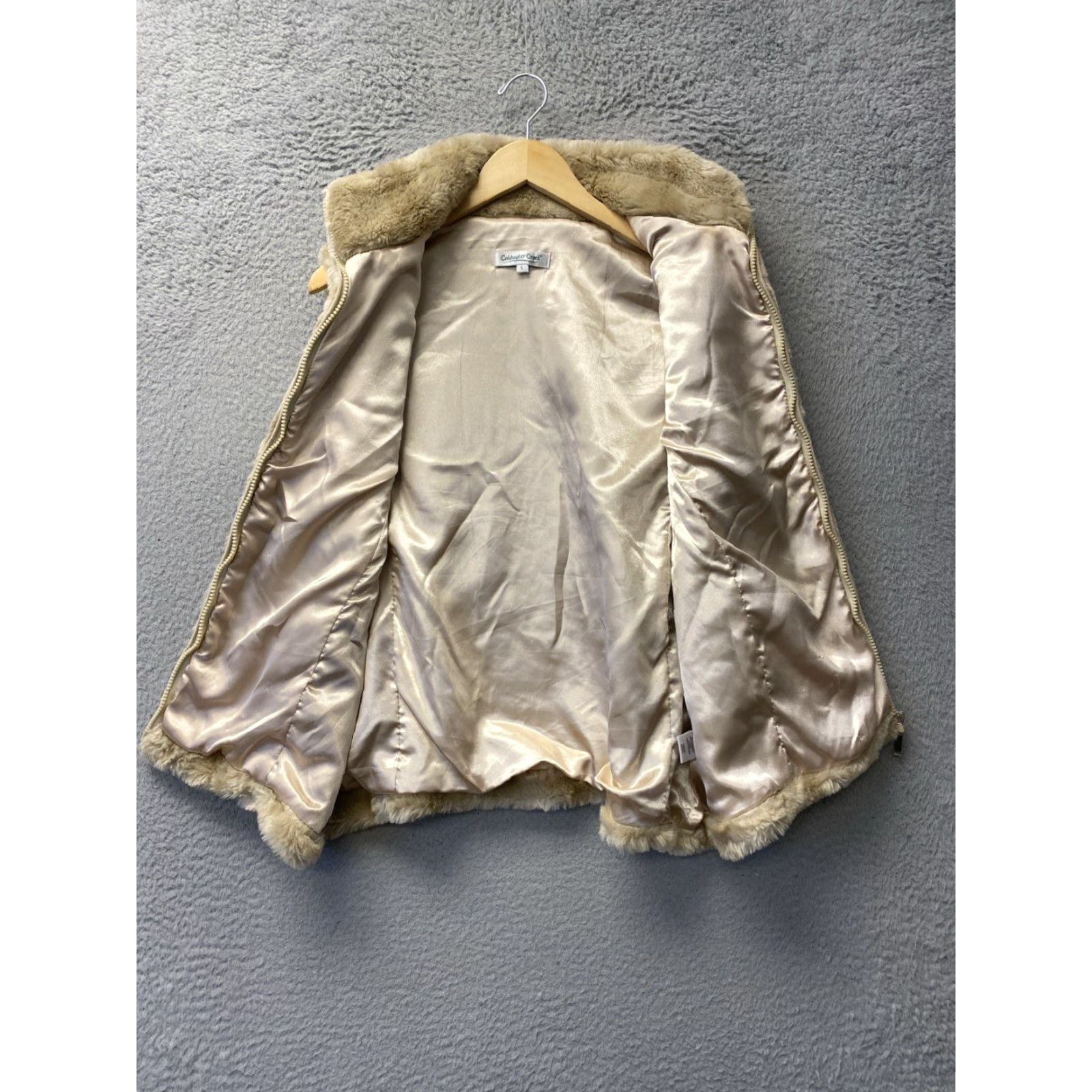 Coldwater Creek VINTAGE not applicable; title should be: Coldwater Creek Vest Women's Faux Fur Full Zip L Short Sleeveless Animal Print Light Gold 0016 Size L / US 10 / IT 46 - 7 Thumbnail