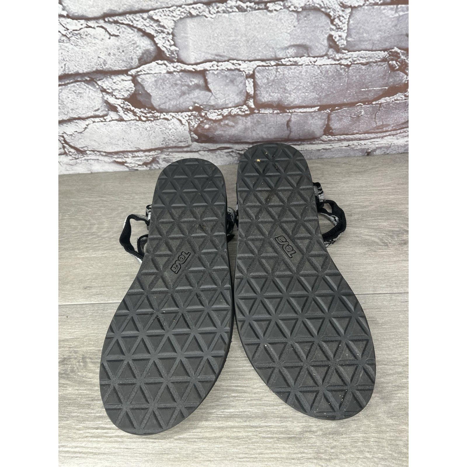 Teva Teva Original Universal Black Gray Back Strap Nylon Sandals Size US 9 / IT 39 - 7 Thumbnail