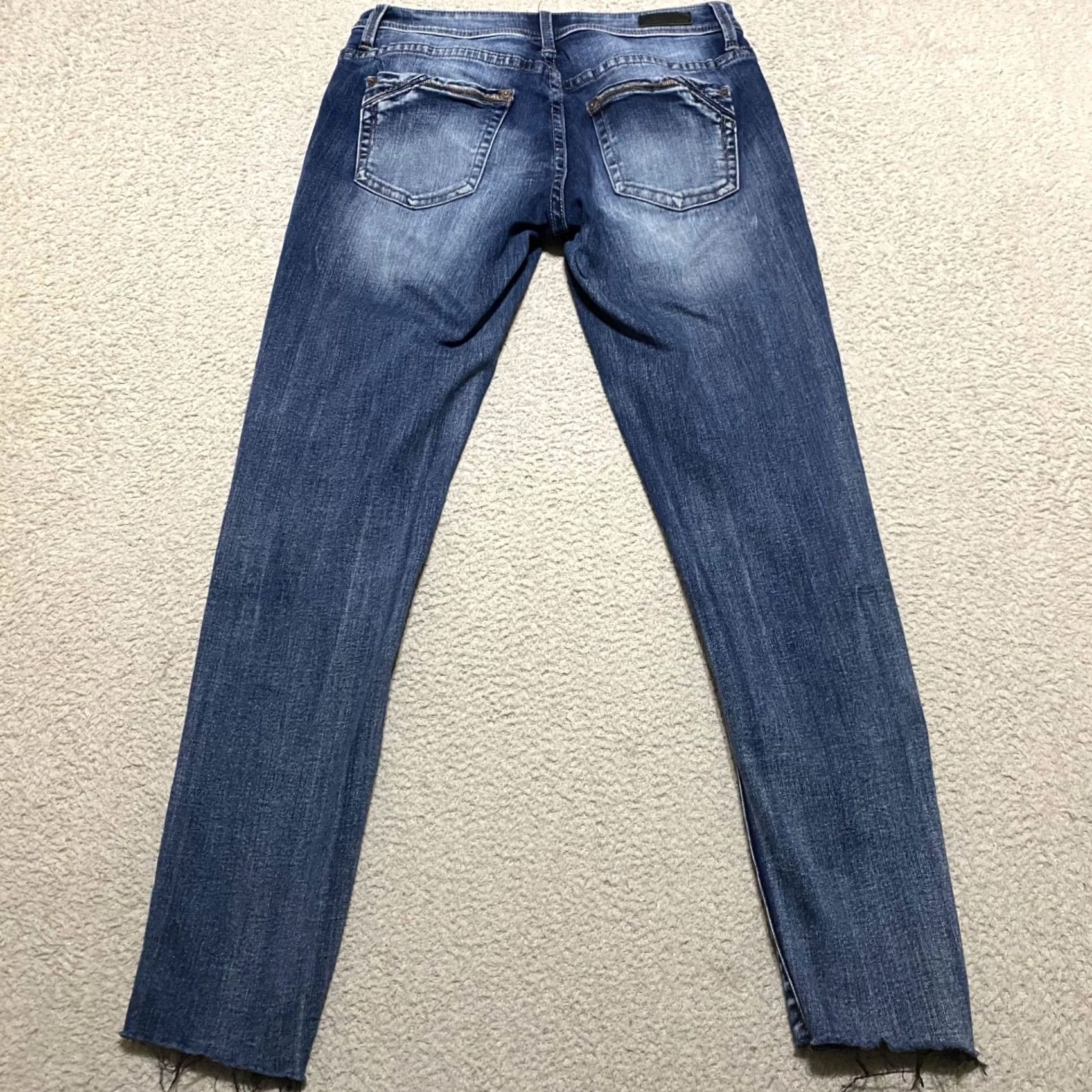 Buckle Black Buckle Black Jeans Women's Medium Wash Slim Skinny 26 Blue Denim 5-Pocket Stretch Regular Rise Denim Vintage No N/A Size 26" / US 2 / IT 38 - 2 Thumbnail