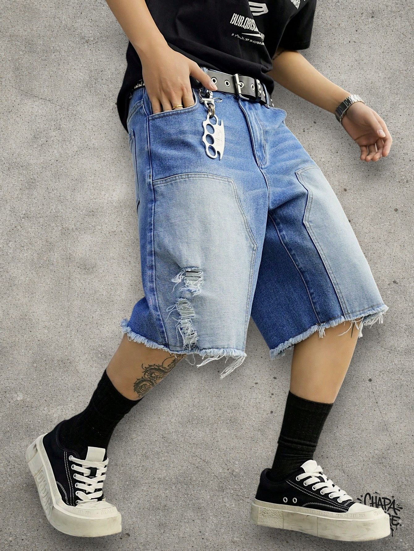 Japanese Brand Distressed washed denim shorts Size US 32 / EU 48 - 2 Thumbnail