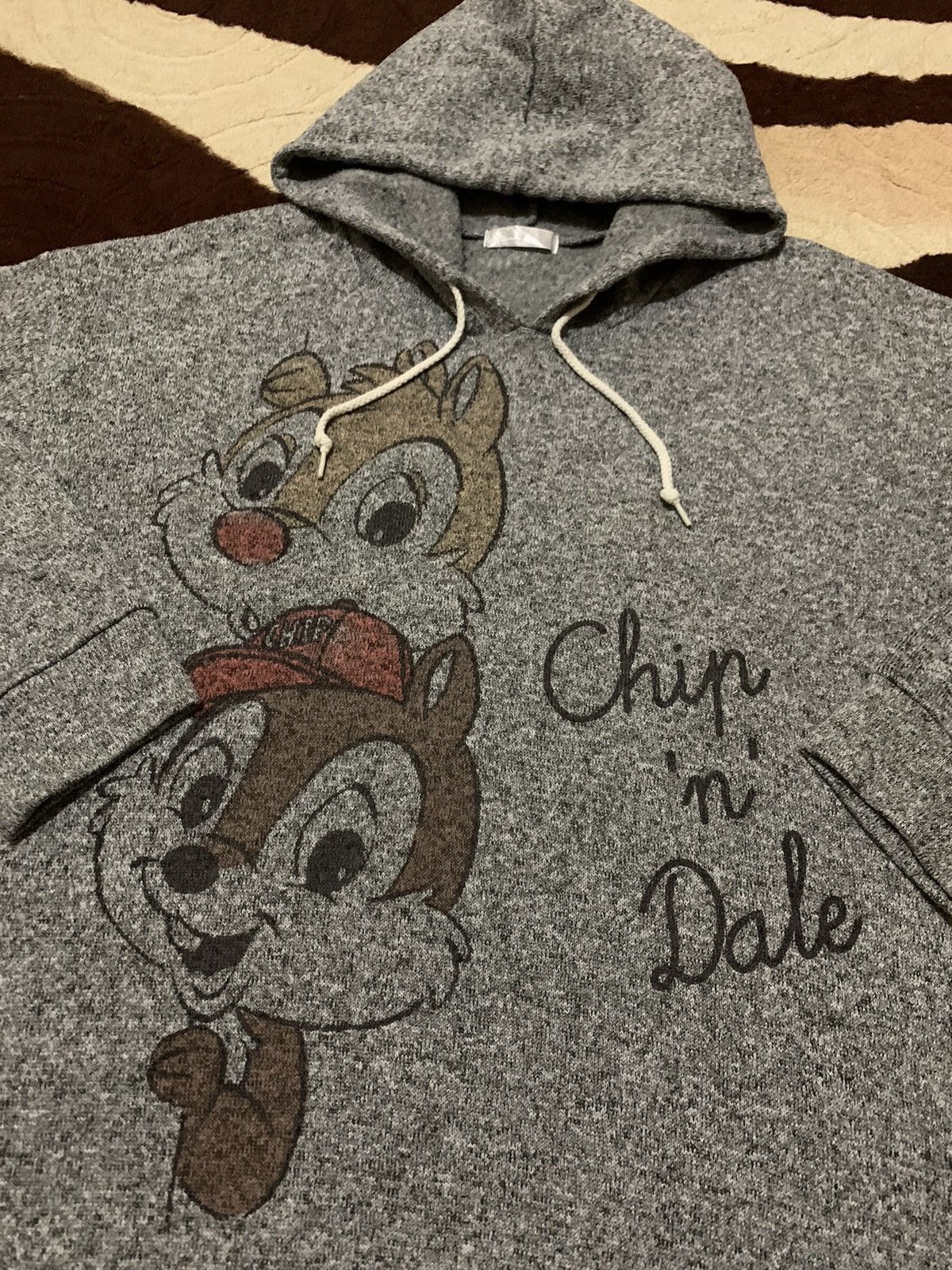 Disney Chip & Dale Hoodie Size US M / EU 48-50 / 2 - 8 Thumbnail