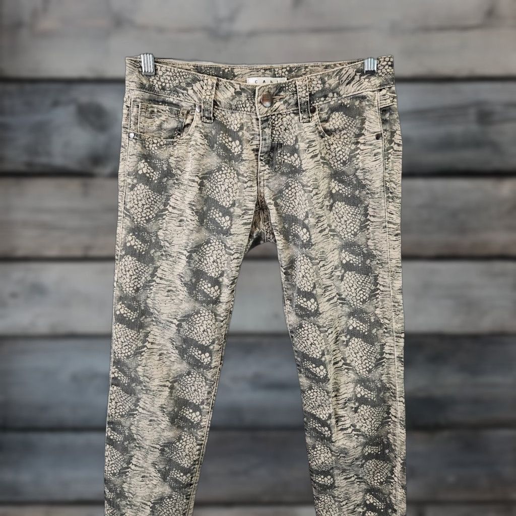 Vintage Cabi 958 Womens Diamondback Snakeskin Skinny Jeans Sz 0 Tan Low Rise Denim Skirt? Wait not Size 25" / US 0 / IT 36 - 1 Thumbnail