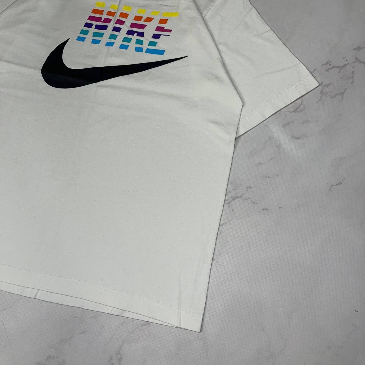 Nike Nike T-shirt Nsw Tee Big swoosh print y2k style streetwear S Size US S / EU 44-46 / 1 - 8 Thumbnail