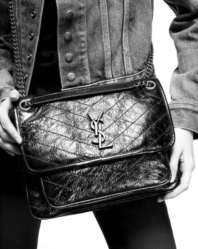 Saint Laurent Paris o1s1wg110625 Size: OS / 633158 Niki Medium in Suede Bag Size ONE SIZE - 2 Thumbnail