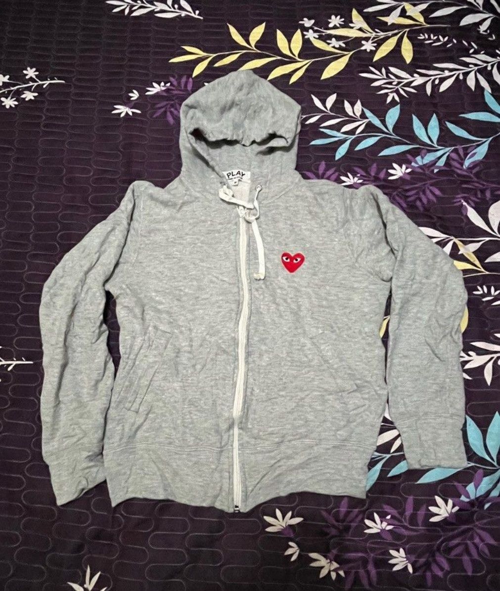 Comme des Garcons Comme Des Garcons Play Hoodie Size S / US 4 / IT 40 - 1 Thumbnail