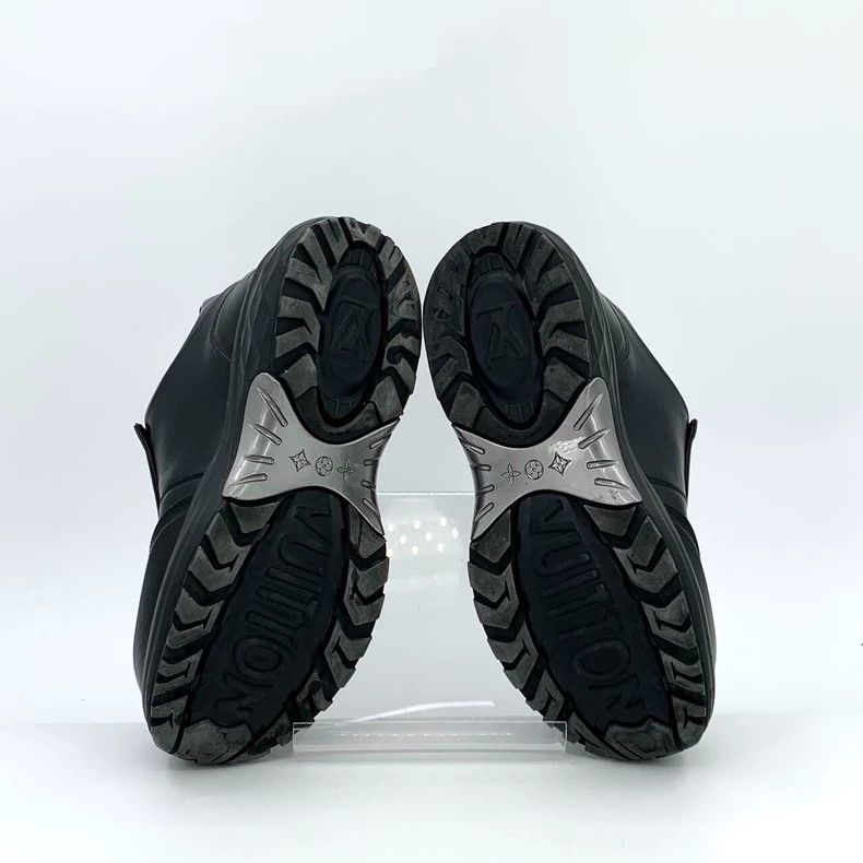 Louis Vuitton Louis Vuitton Black Leather Round Toe Platform Buckle Casu Size US 8.5 / EU 41-42 - 5 Thumbnail