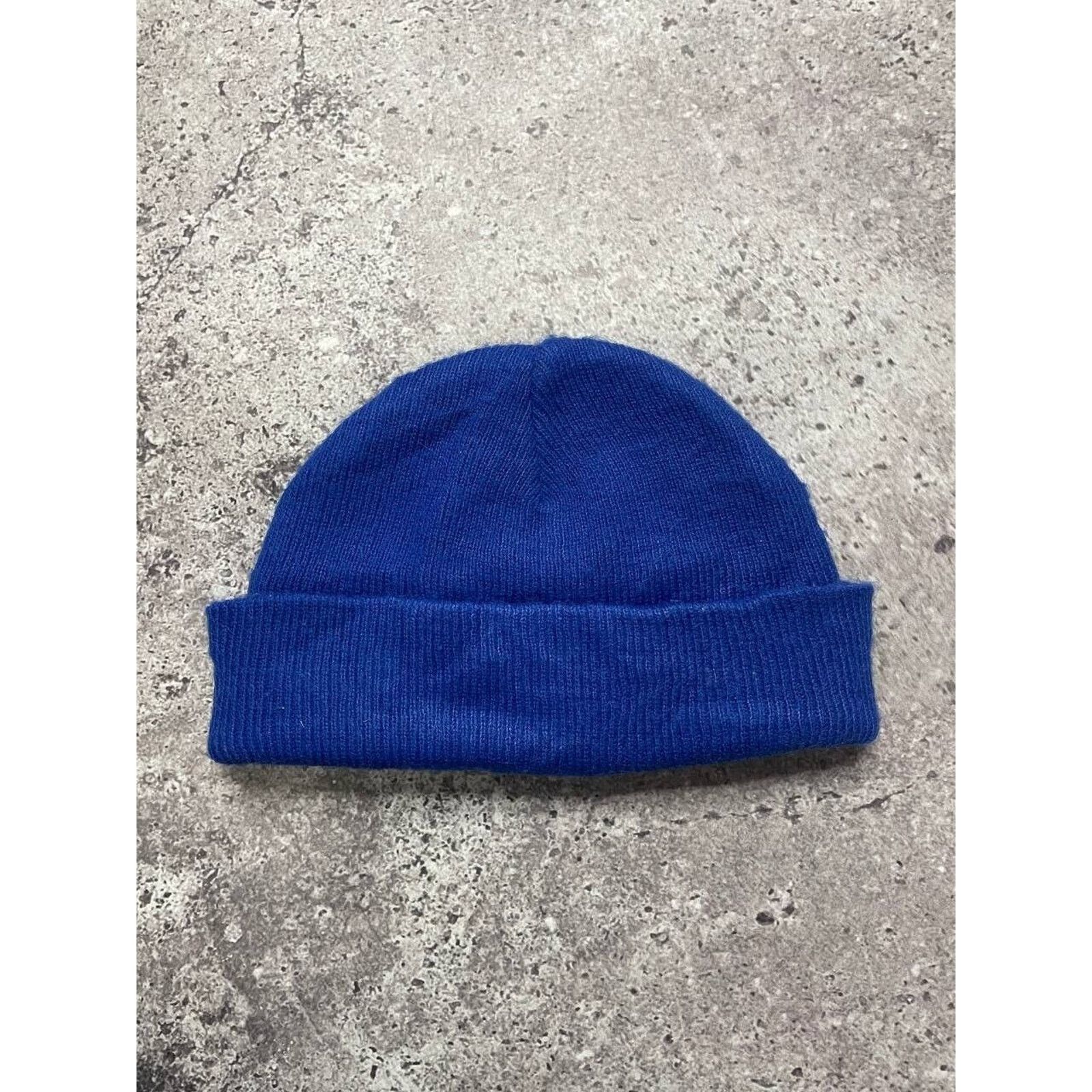 Nike Vintage Nike Blue Knit Beanie Hat Embroidered Swoosh Size ONE SIZE - 2 Thumbnail