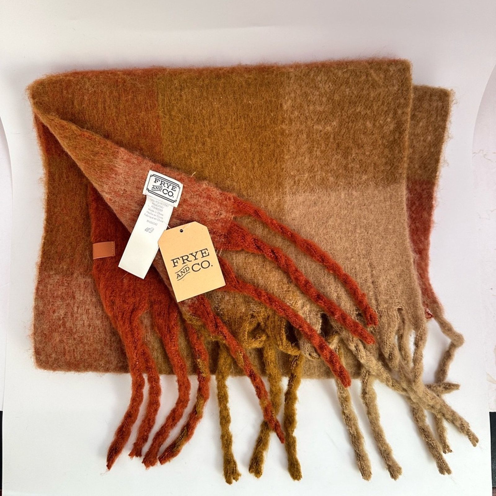 Frye NWT Frye And Co Wide Band Fringed Winter Scarf Pumpkin Spice Size ONE SIZE - 1 Thumbnail