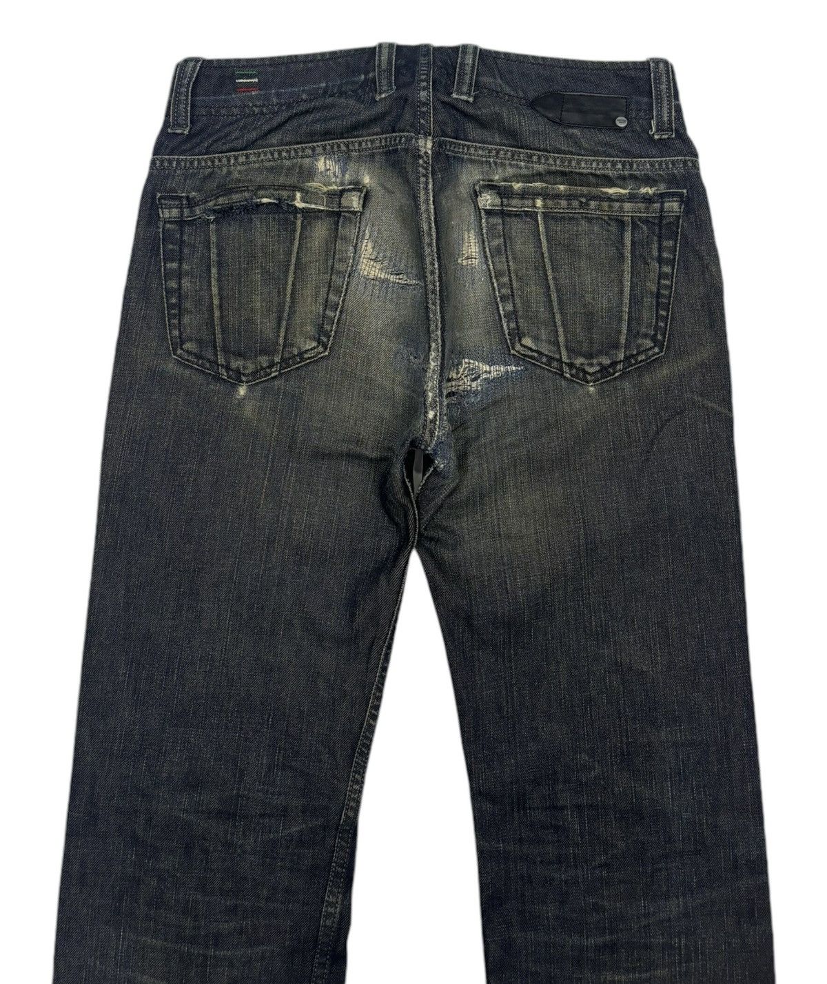 Diesel Vintage Diesel Distressed Repaired Denim Jeans Size US 30 / EU 46 - 6 Thumbnail