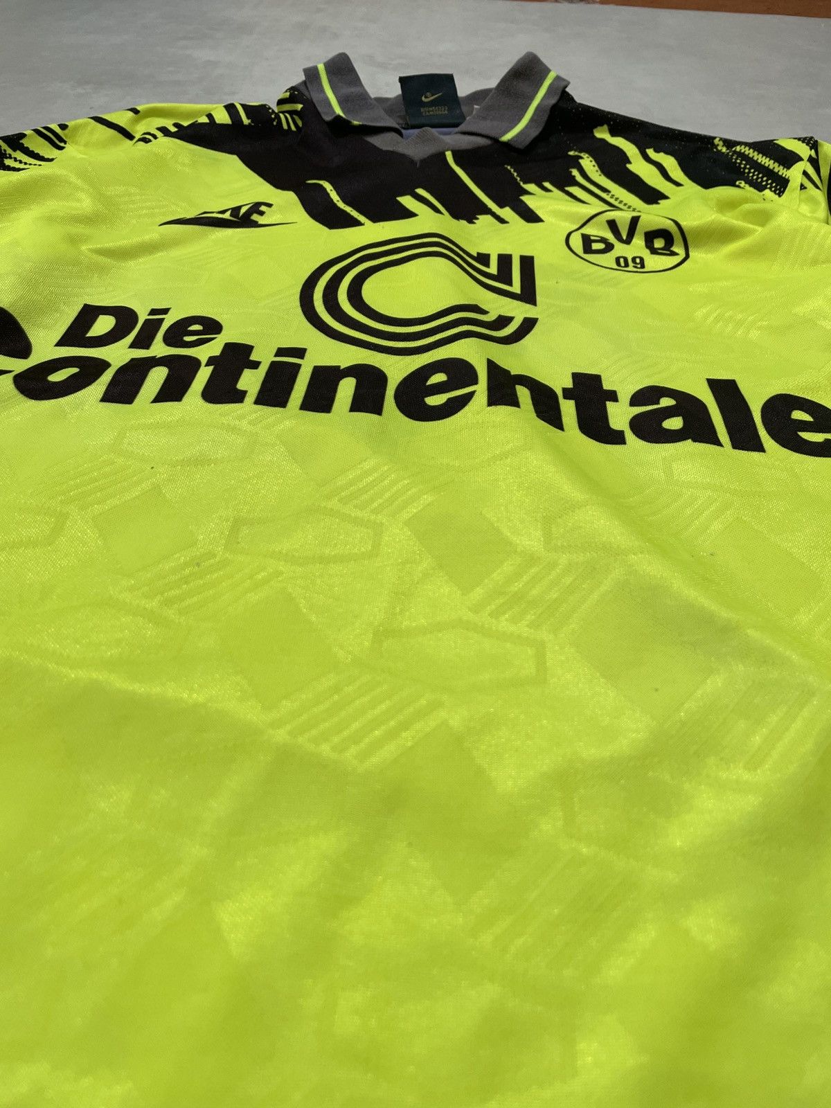 Nike rare Borrusia dortmund 93-94 Home kit Longsleeve Size US S / EU 44-46 / 1 - 3 Thumbnail