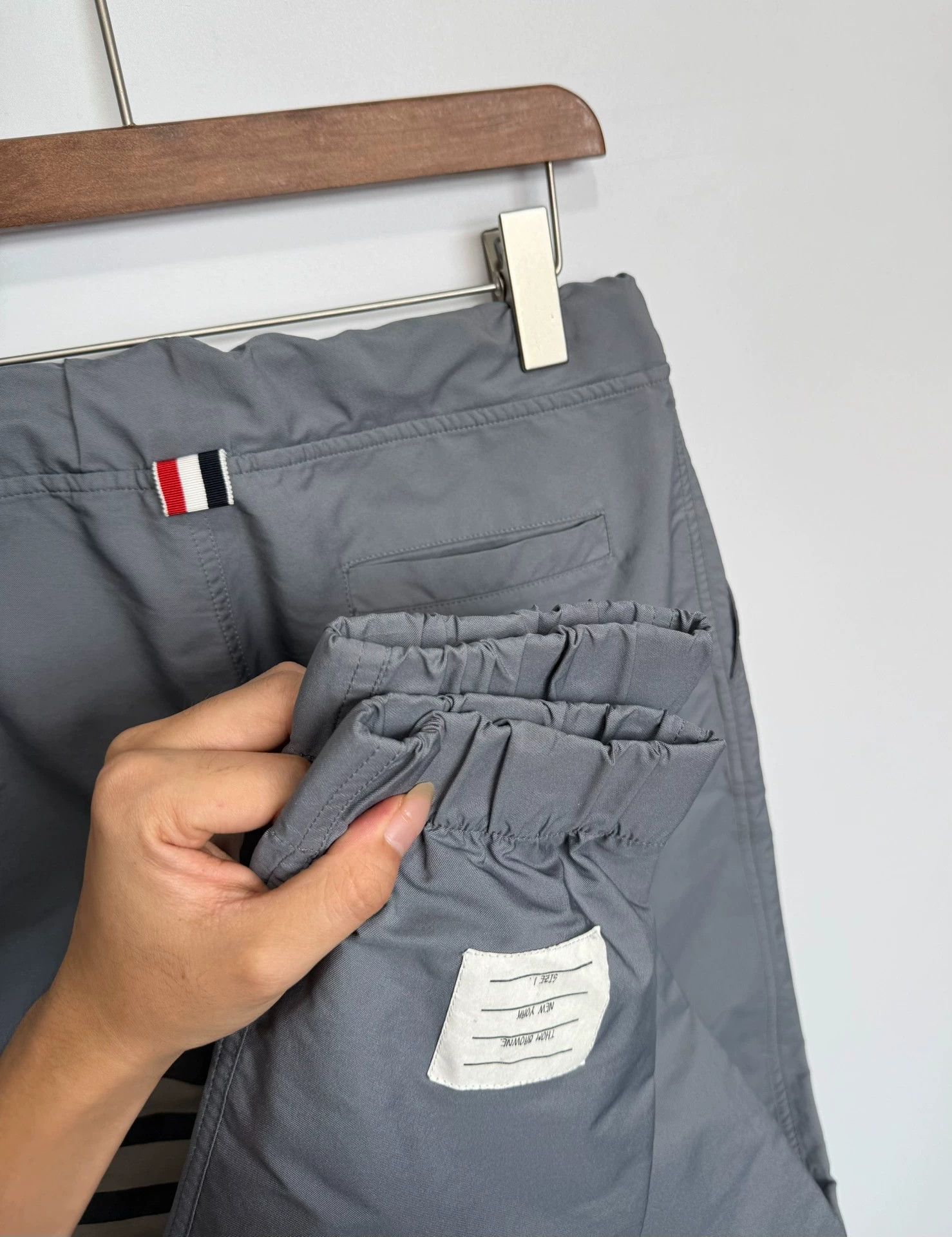 Thom Browne Thom Browne Tech Nylon Grey Jogger Pants Size 1 Size US 28 / EU 44 - 6 Thumbnail