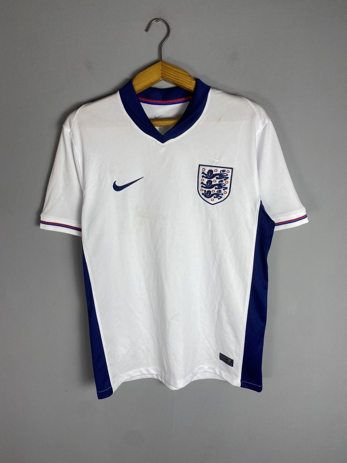 Nike Vintage Nike England jersey football Size US M / EU 48-50 / 2 - 1 Thumbnail