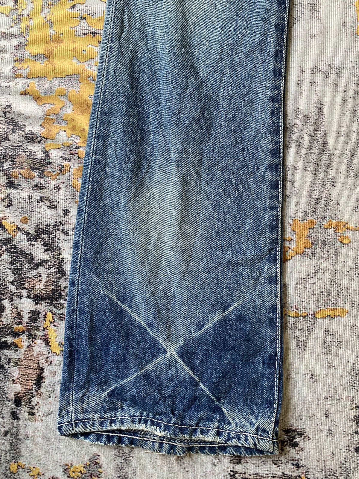 Japanese Brand Cavari A Claw Mark Studded Distressed Flare Denim Size US 32 / EU 48 - 4 Thumbnail