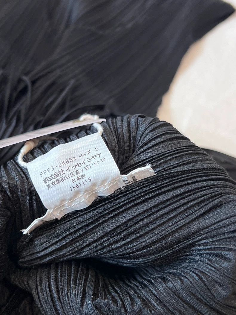 Issey Miyake Issey Miyake size:3 Black fringed vest Size XS / US 0-2 / IT 36-38 - 5 Thumbnail