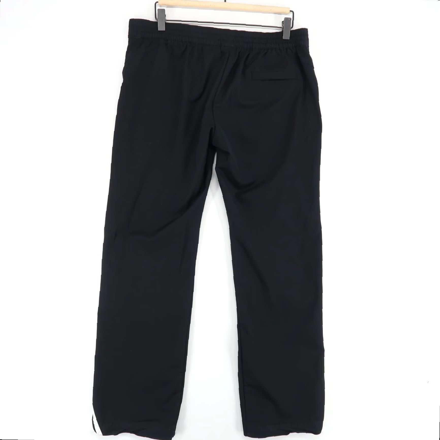 Nike Nike Track Pants Womens L Black Drawstring Waist Athletic Training Size 36" / US 14 / IT 50 - 2 Thumbnail