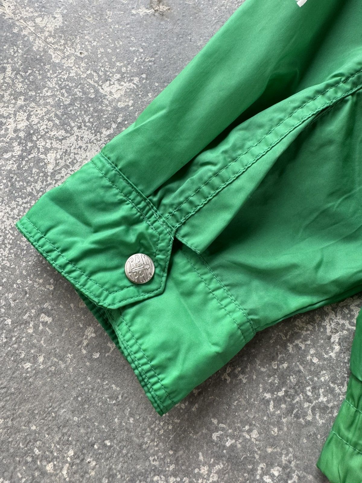 Formula 1 × Vintage Vintage Formula 1 Racing Team Windbreaker Jacket Size US M / EU 48-50 / 2 - 9 Thumbnail