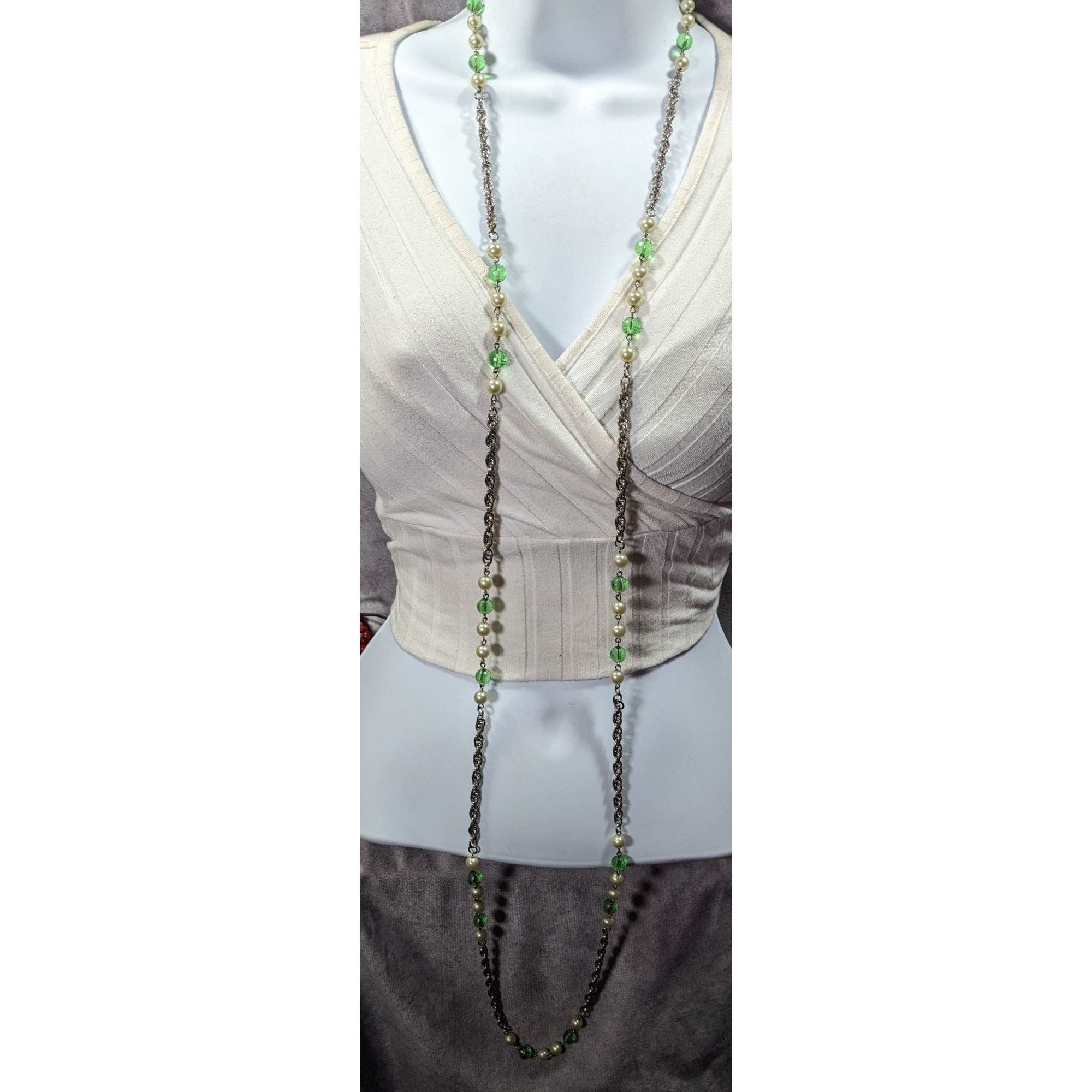 Other Whimsical Faux Pearl And Green Beaded Silver Tone Chain Stat Size ONE SIZE - 5 Thumbnail