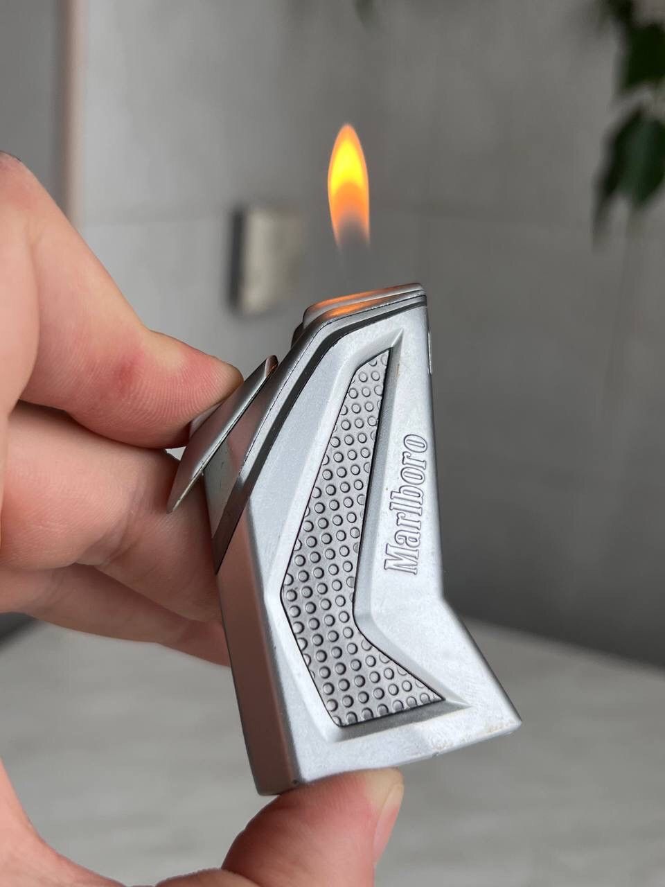 Marlboro × Vintage Y2K ELEGANCE MARLBORO GEOMETRIC METAL PUNK ROCK LIGHTER Size ONE SIZE - 2 Thumbnail