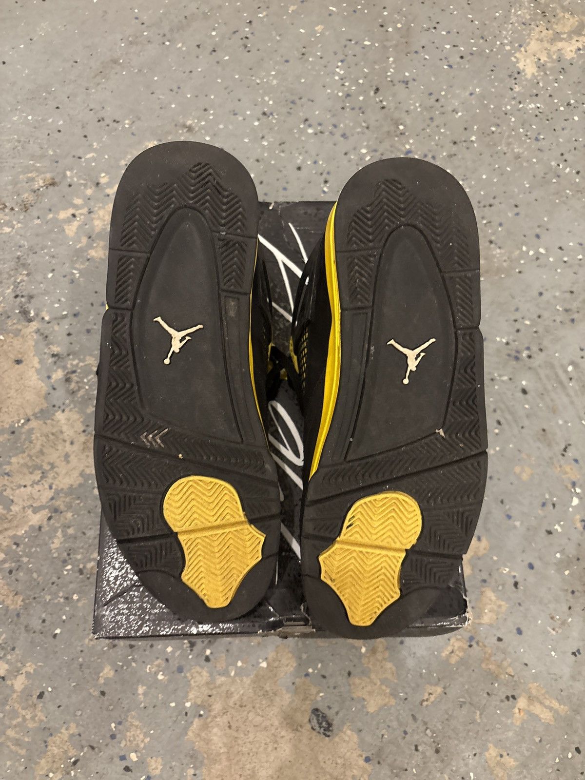 Jordan Brand Yellow Thunder 4s Size US 12 / EU 45 - 5 Thumbnail