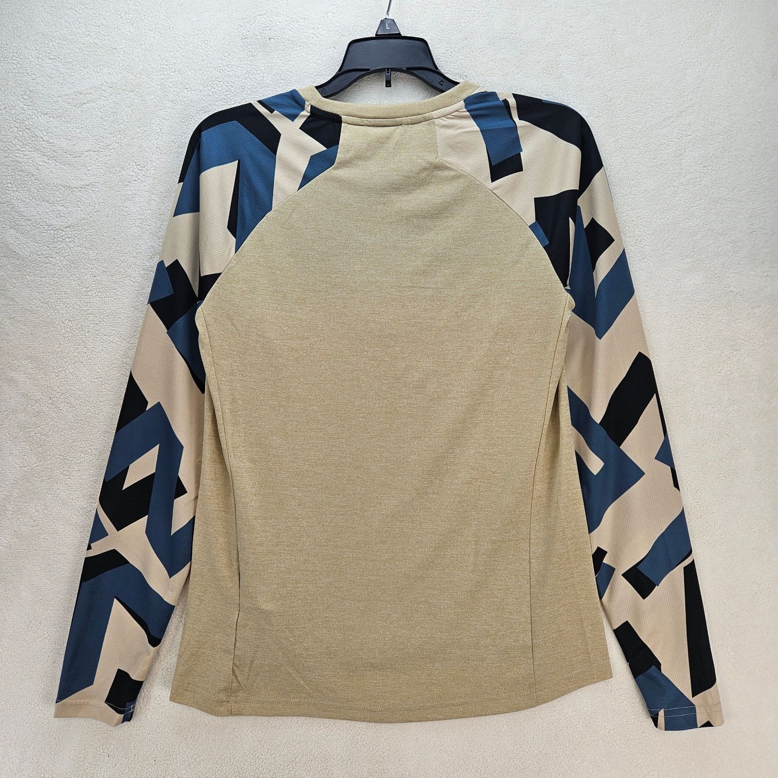 Adidas ADIDAS FIVE TEN WOMEN'S SMALL TRAILX LONG SLEEVE SHIRT HT958 Size S / US 4 / IT 40 - 7 Thumbnail