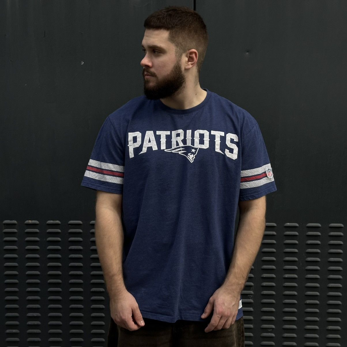 NFL × Vintage Vintage NFL Patriots T-shirts Big Loog Rugby Sport-wear 00s Size US XXL / EU 58 / 5 - 2 Thumbnail