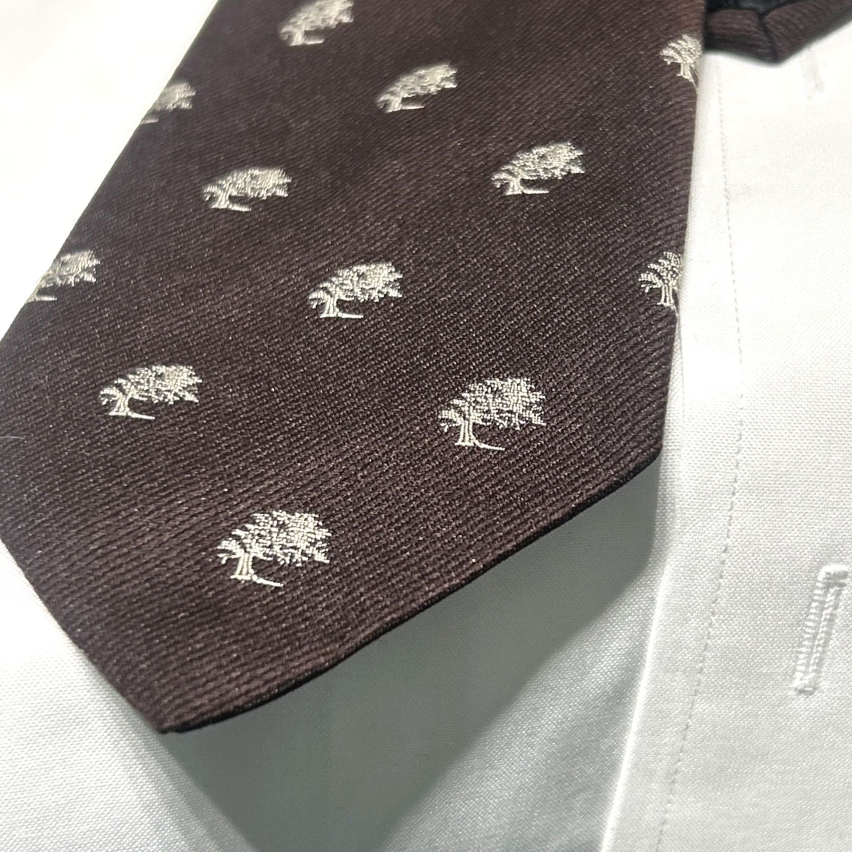 Robert Talbott VINTAGE Robert Talbott Tie Men Brown Pebble Beach 55” Silk Polyester Tree Pebbles Tan Tan Brown Men Size ONE SIZE - 4 Thumbnail