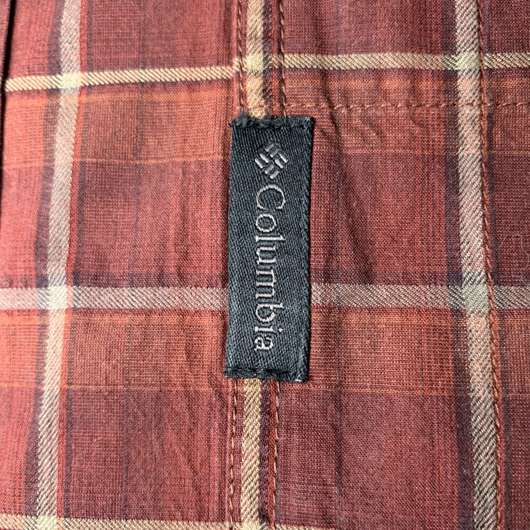 Logo 7 Columbia Mens Long Sleeve Shirt Red Black Maroon Plaid Size M Plaid Logo Size US M / EU 48-50 / 2 - 6 Thumbnail