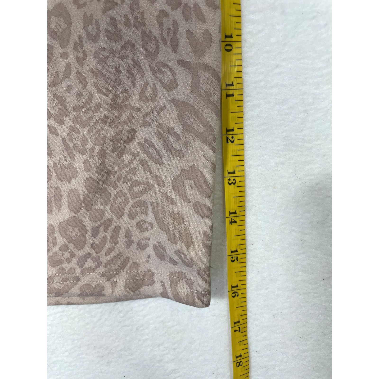 Other Windsor Women’s Small Light Mauve Cheetah Print Mini Skirt Size 26" / US 2 / IT 38 - 8 Thumbnail