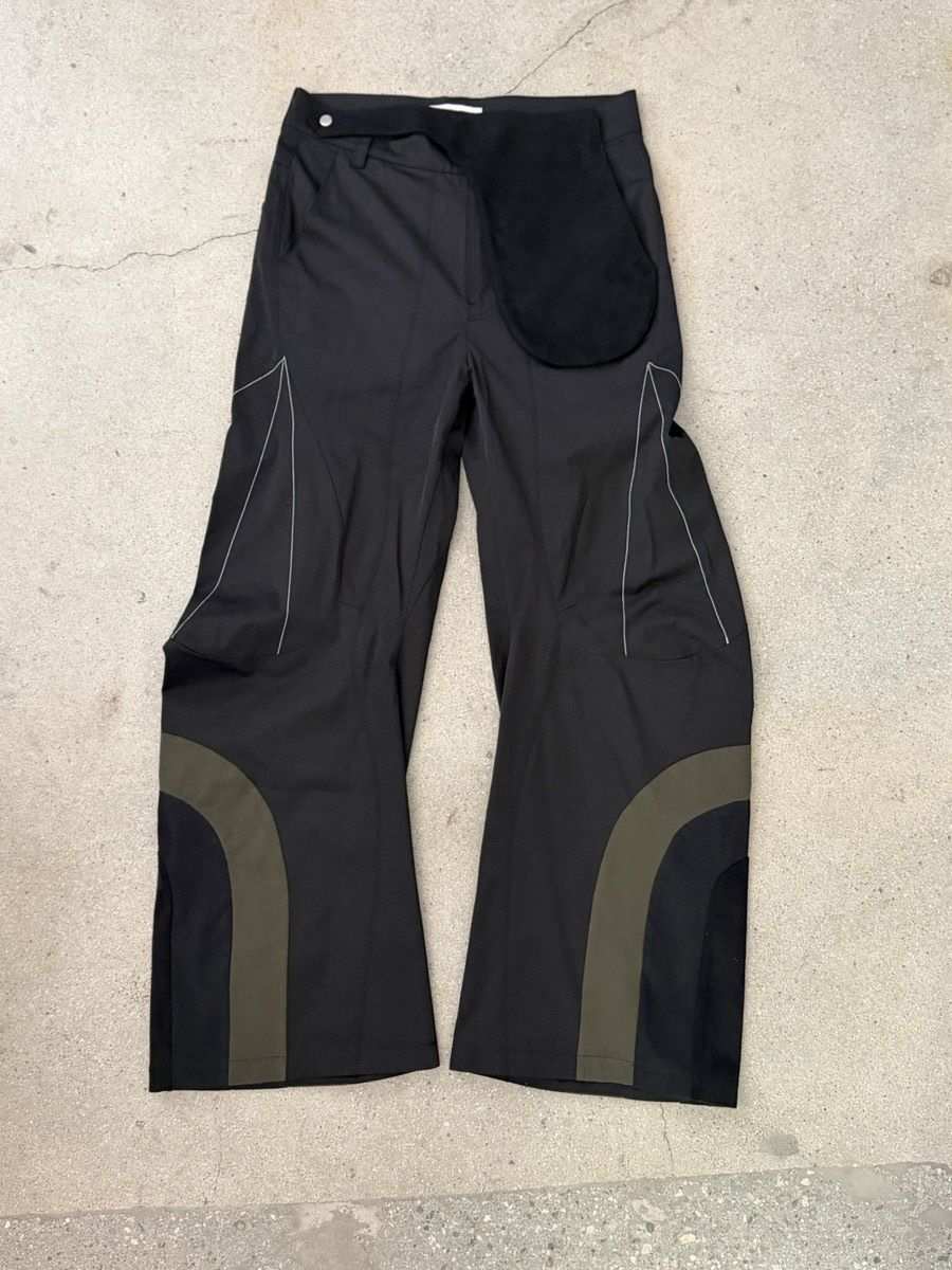 FFFPOSTALSERVICE Articulated Waist Bag Trousers, Black Size US 34 / EU 50 - 1 Thumbnail
