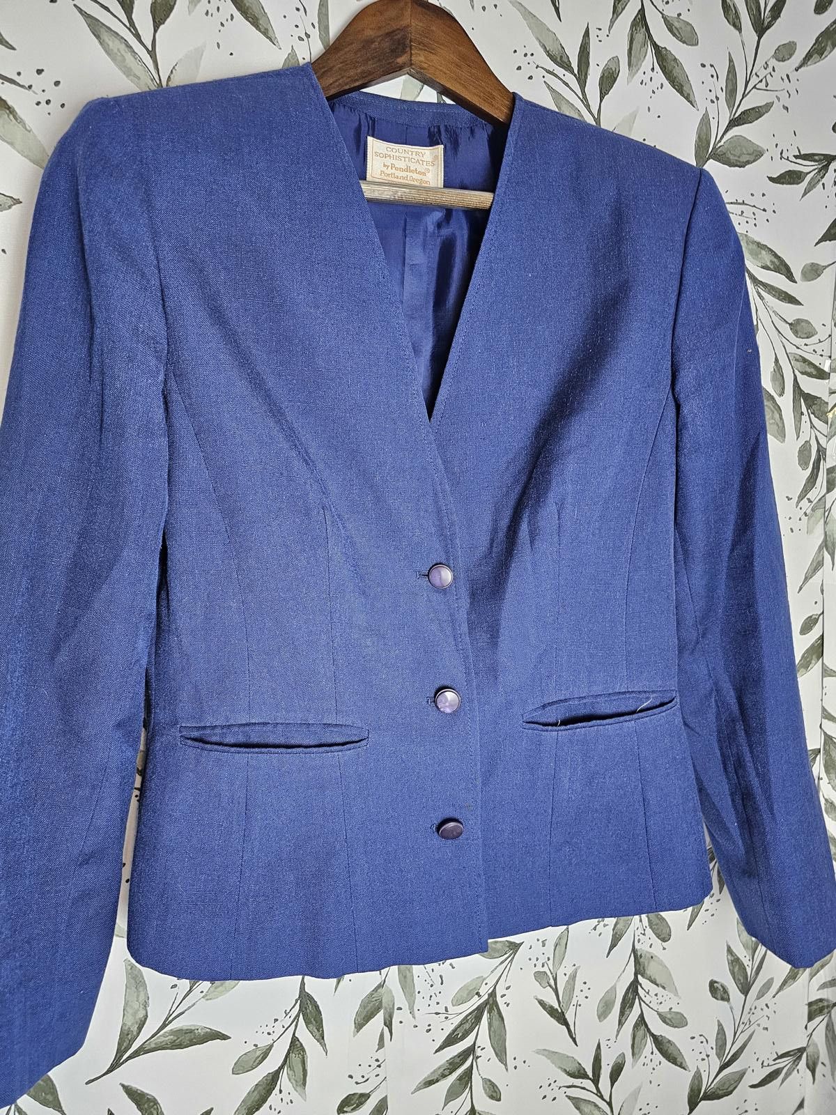 Pendleton Pendleton Jacket Blue Womens Size 10 Country Sophisticates Size L / US 10 / IT 46 - 1 Thumbnail