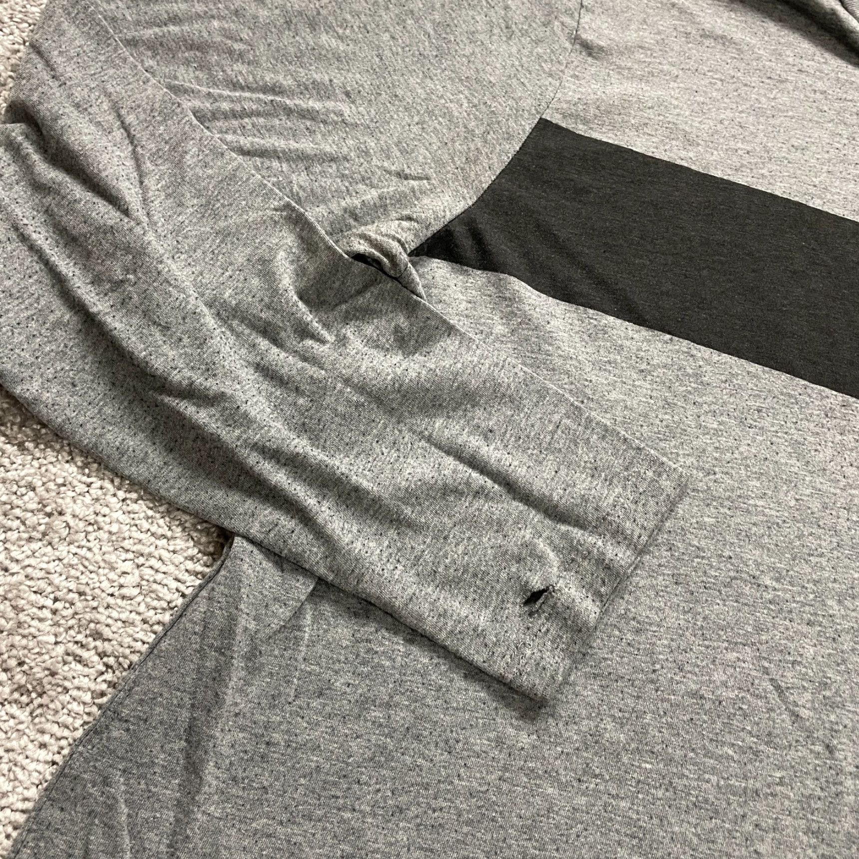 Old Navy Old Navy T-Shirt Men Large Gray Crew Neck Short/Long Sleeve? Size US L / EU 52-54 / 3 - 4 Thumbnail