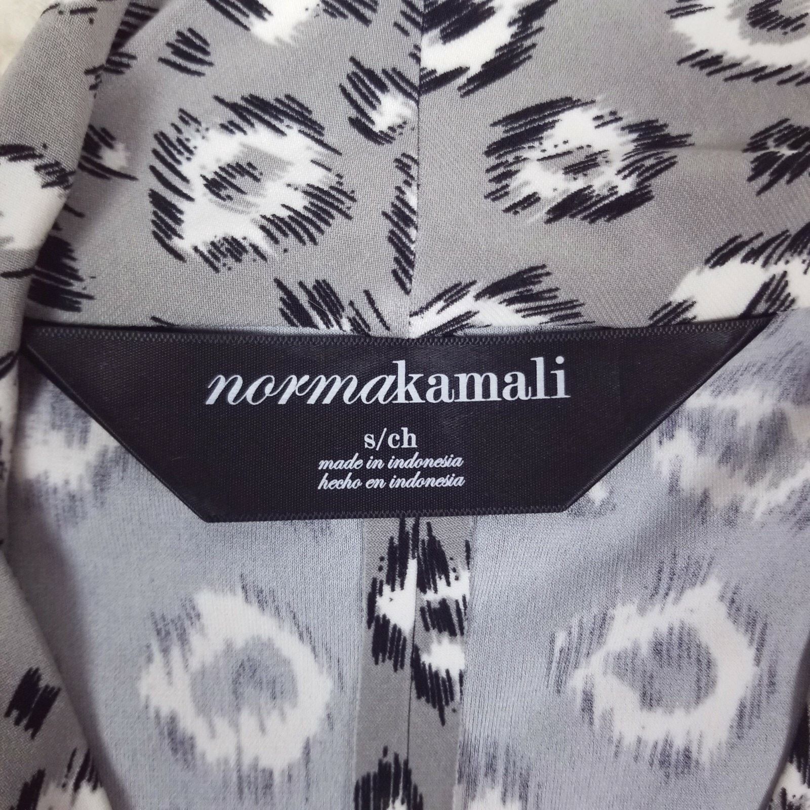 Norma Kamali Norma Kamali Faux Wrap Dress Gray Leopard Print Sz S Size S / US 4 / IT 40 - 9 Thumbnail