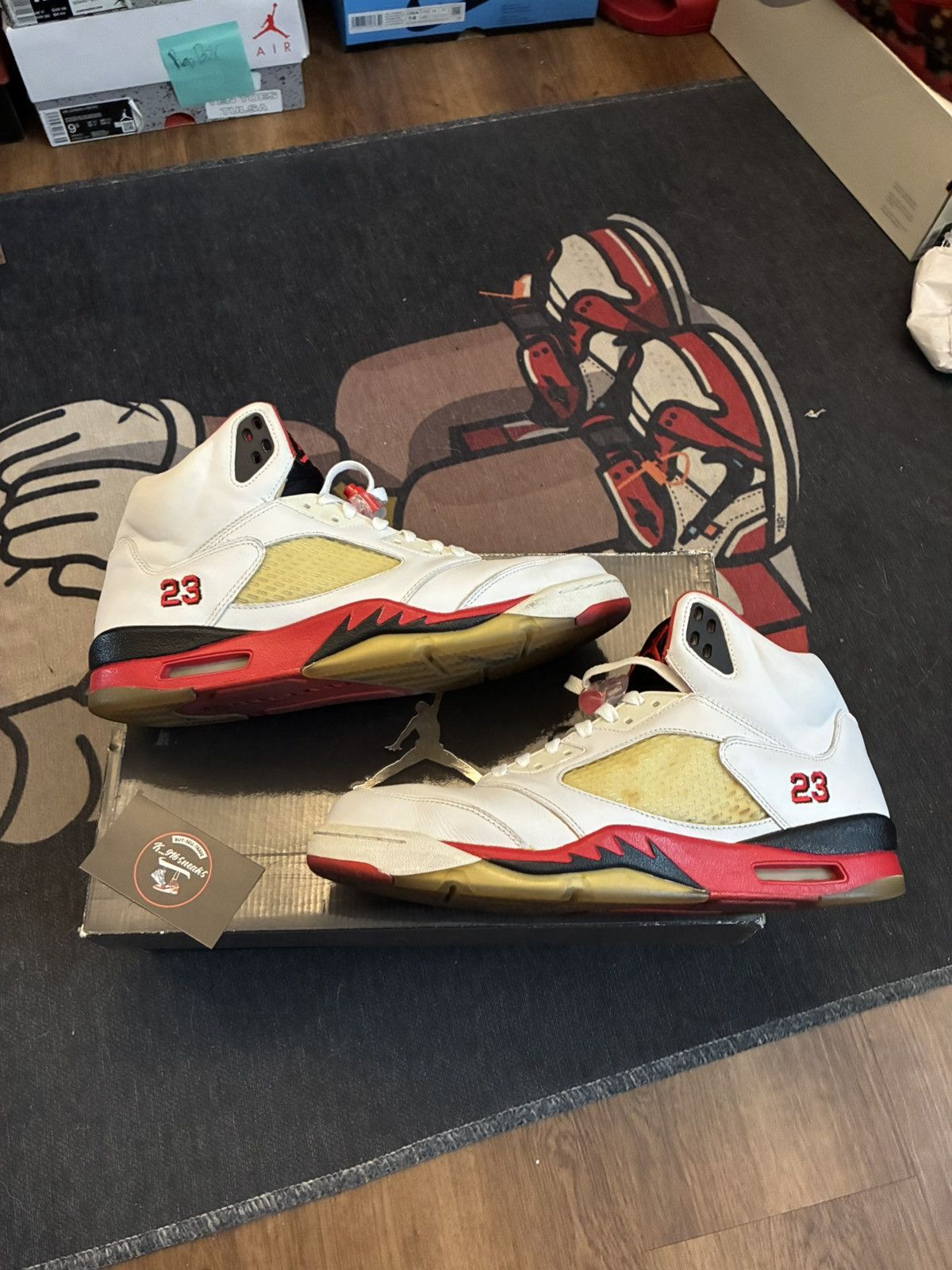 Jordan Brand Jordan 5 fire red 2006 Size US 11.5 / EU 44-45 - 2 Thumbnail