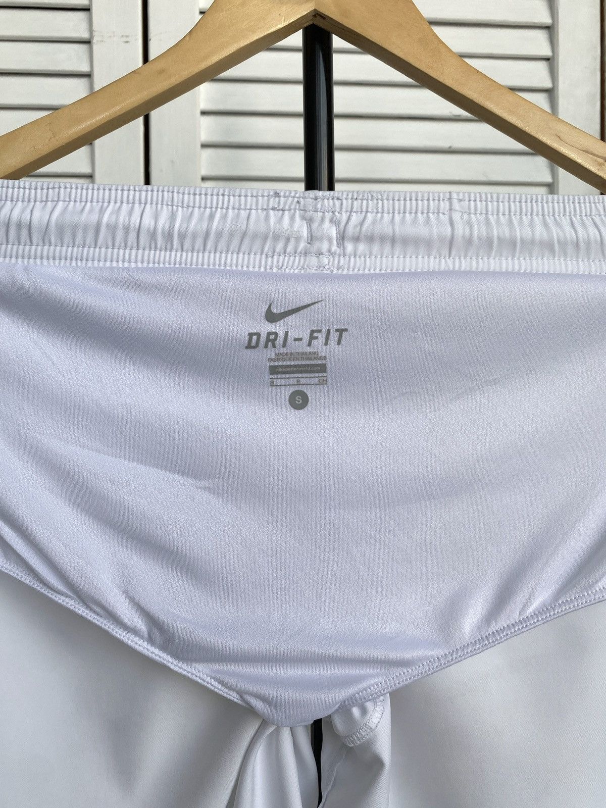 Nike × Vintage Vintage Nike AS Roma Italy Soccer Shorts Home Football White Size US 30 / EU 46 - 9 Thumbnail