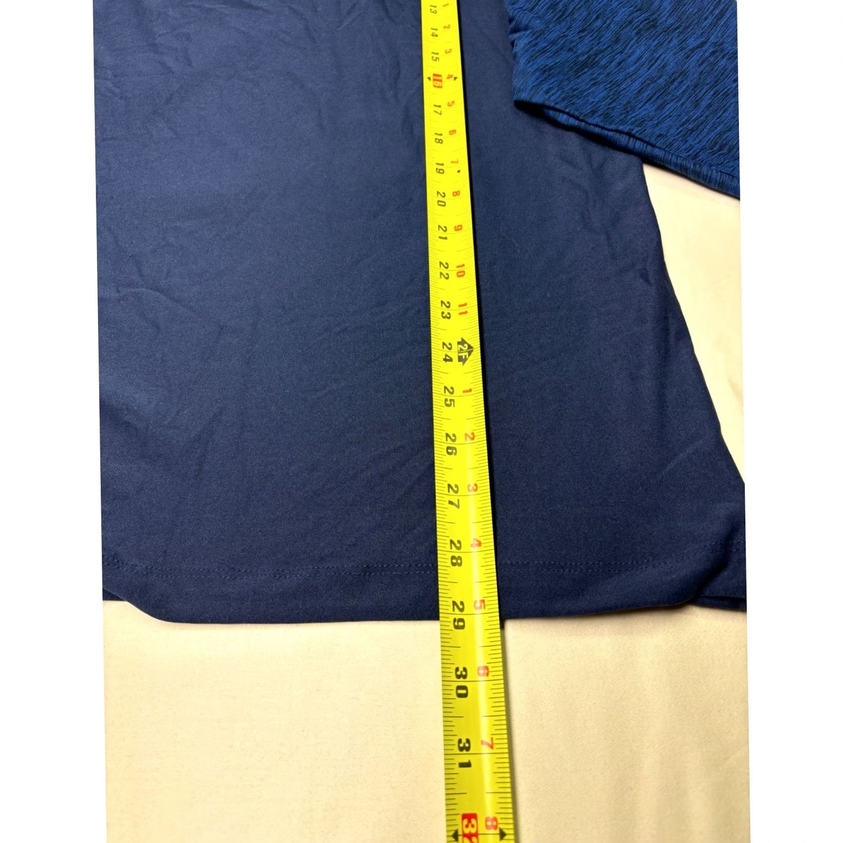 Vintage GapFit Men Active Half Zip Pullover Heather Blue XL Polyester Spandex Knit Mock Neck Geometric Athletic Breathable Stretch Gym & Training, Golf Size US XL / EU 56 / 4 - 7 Thumbnail