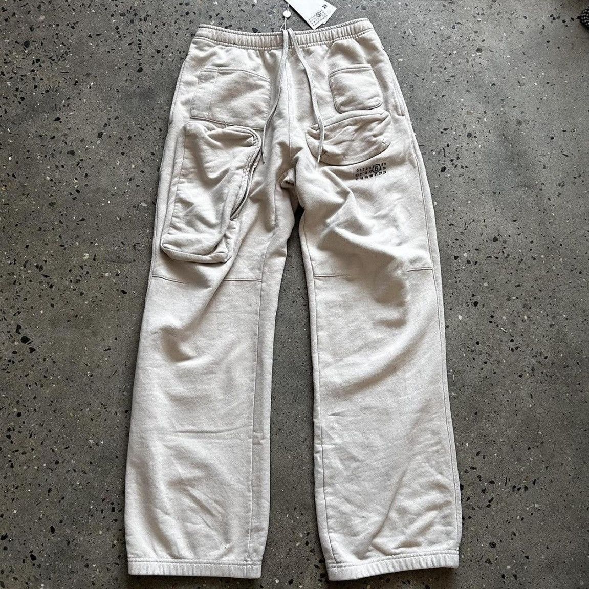 Maison Margiela CARGO SWEATPANTS IN CREAM/BEIGE Size US 30 / EU 46 - 1 Thumbnail