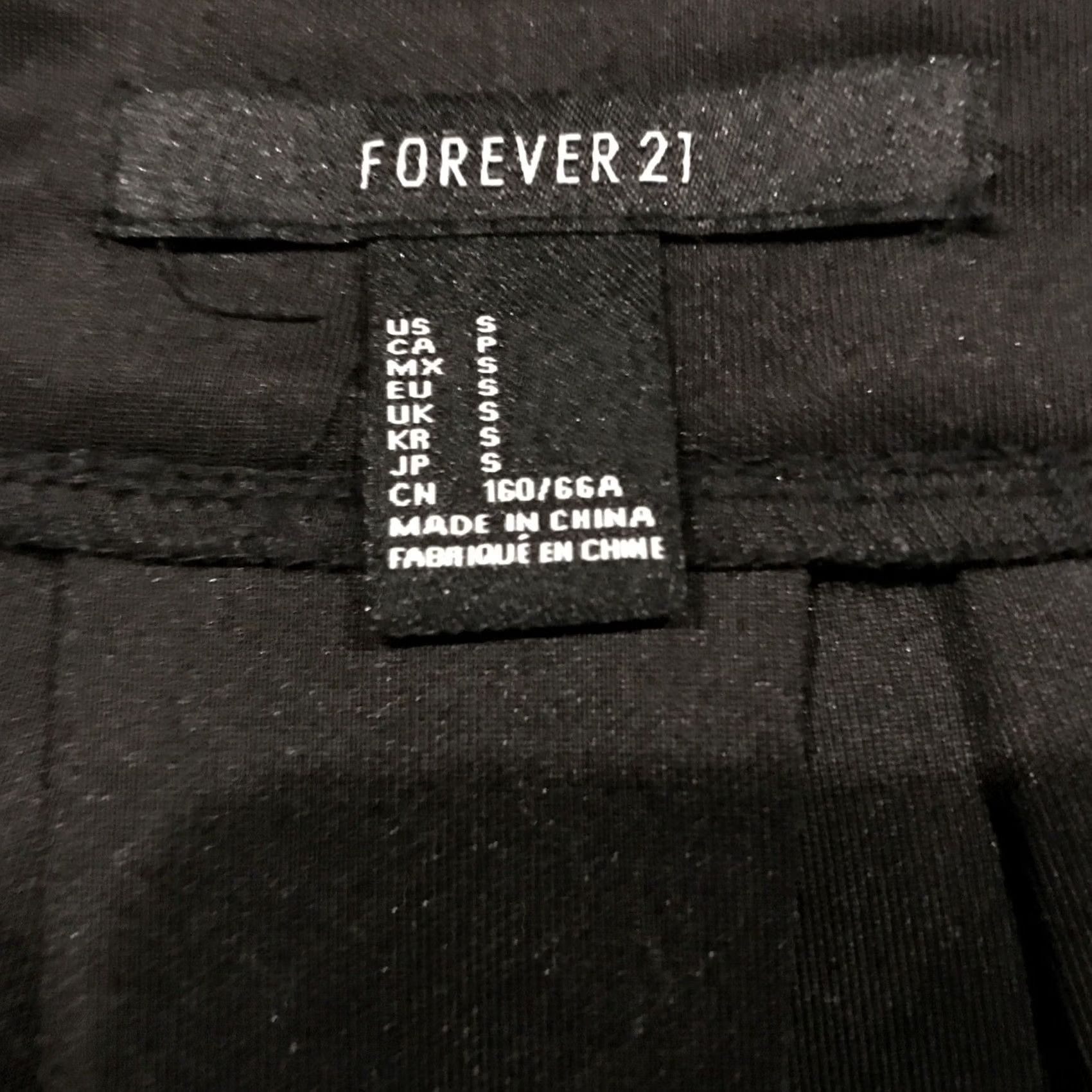 Forever 21 FOREVER 21 Skirt A-Line Short Polyester Zip Striped Black Pink Womens S Size 28" / US 6 / IT 42 - 2 Thumbnail