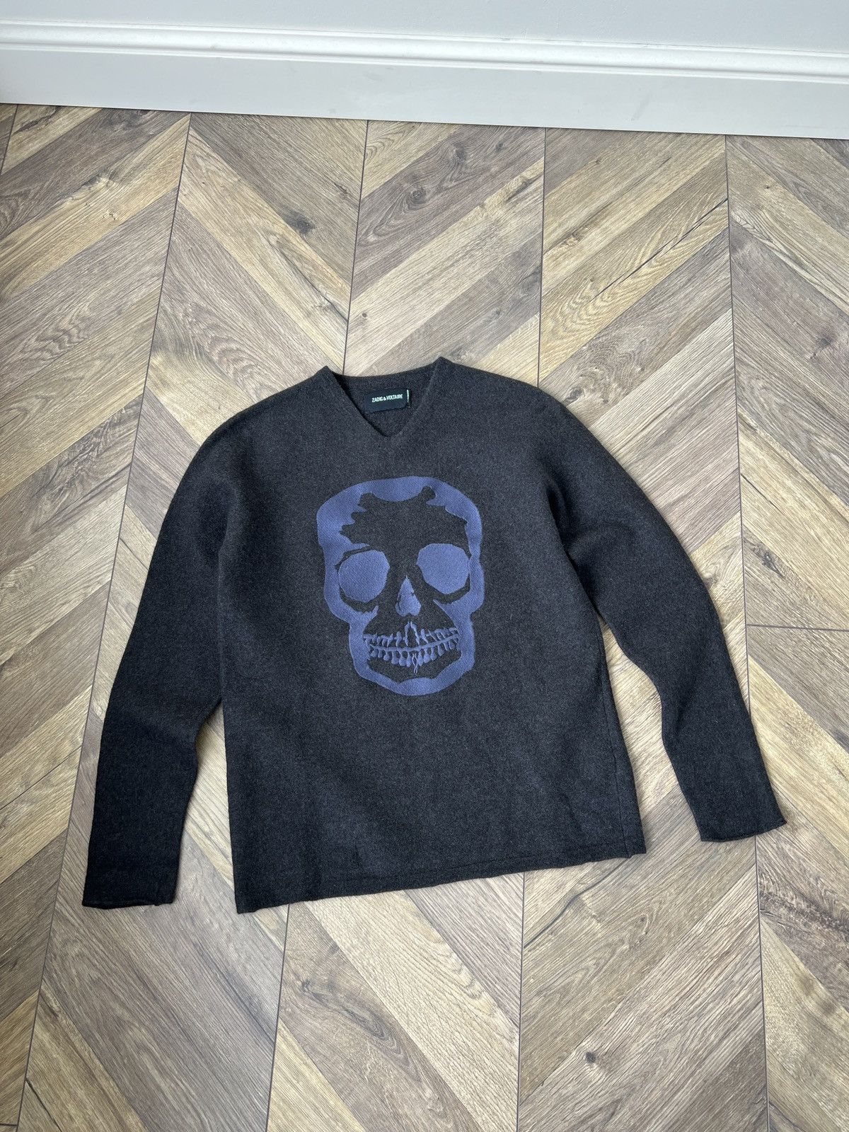 Designer × Vintage × Zadig & Voltaire Vintage Zadig & Voltaire Wool Skull V-Neck Sweater Pullover Size S / US 4 / IT 40 - 3 Thumbnail