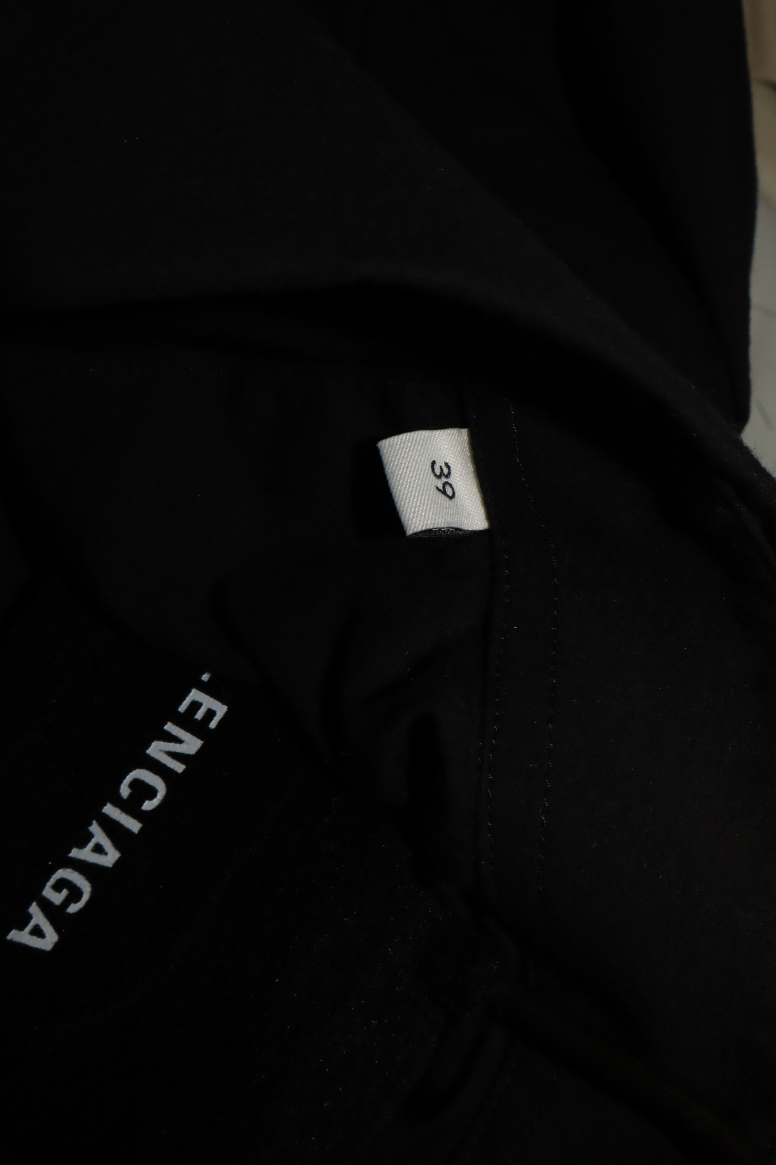 Givenchy Embroidered logoshirt Size US S / EU 44-46 / 1 - 10 Thumbnail