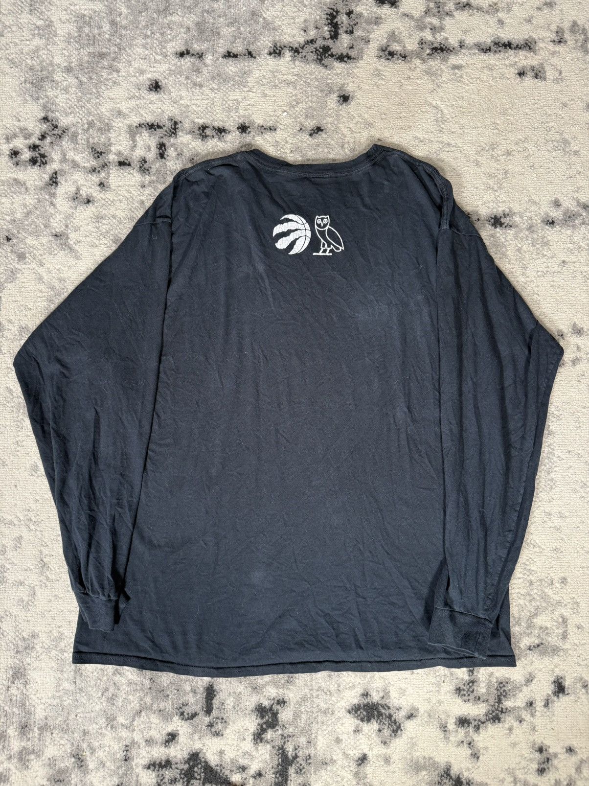 October's Very Own Ovo Drake x Toronto Raptors NBA Multi Logo LS T-Shirt Size US XL / EU 56 / 4 - 2 Thumbnail