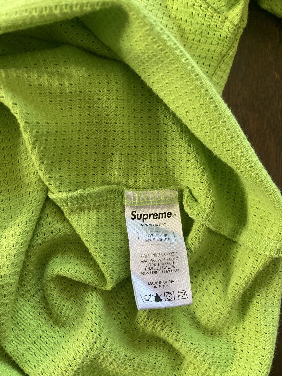 Supreme Supreme split mesh Henley size L F/W 2014 Size US L / EU 52-54 / 3 - 5 Thumbnail